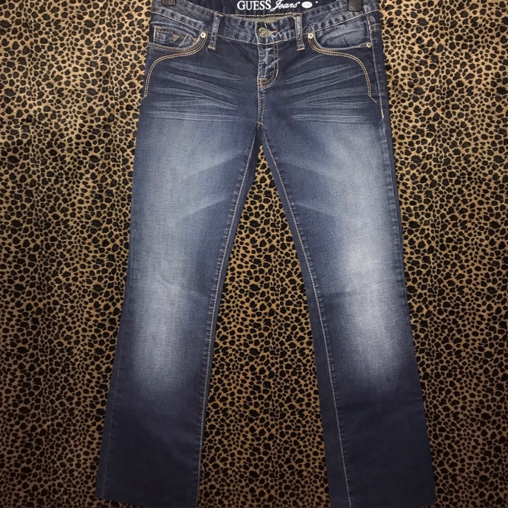 💙Guess Jeans..Flirty..Bootcut..Low Waisted💙